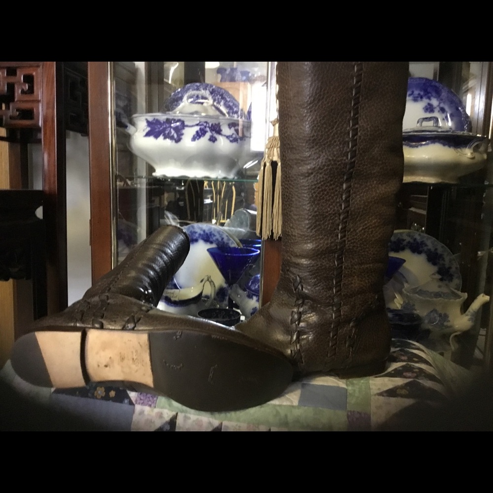 New Gucci Leather Boots